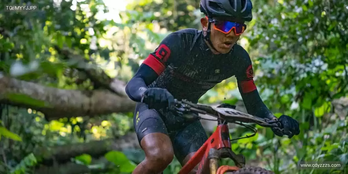 🎮 从装备到收藏，一站式满足你的体育情怀！